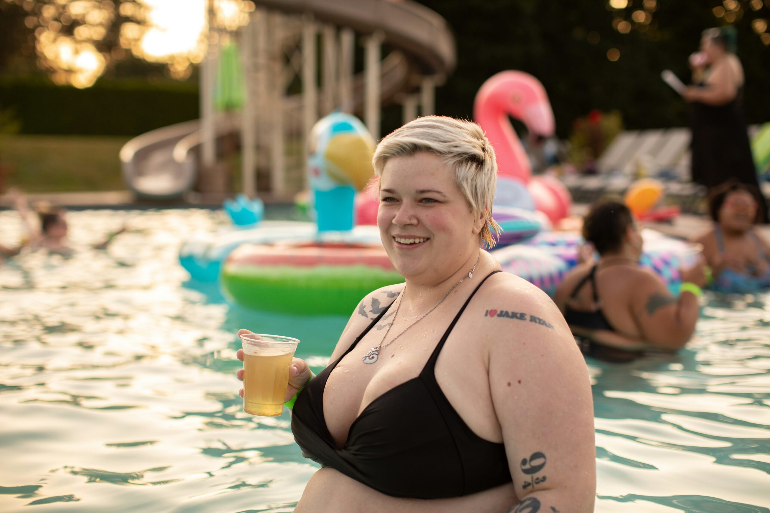 Before and after photo of Sarah celebrating her weight loss milestones