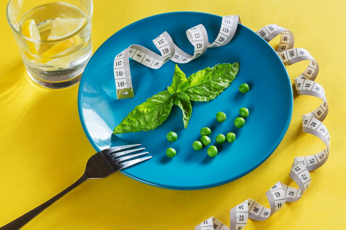 A side-by-side comparison of meal plans showing variety and pricing
